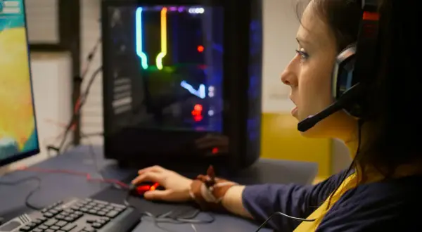 Jak programiści tworzą „poczucie szczęścia” w automatach