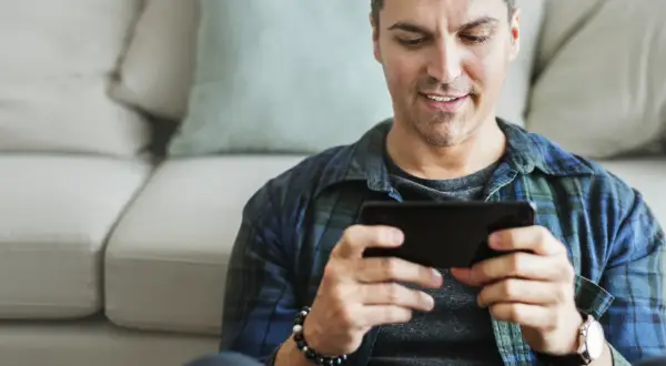 Darmowe gry online na telefon – Co wiedzieć przed zabawą?