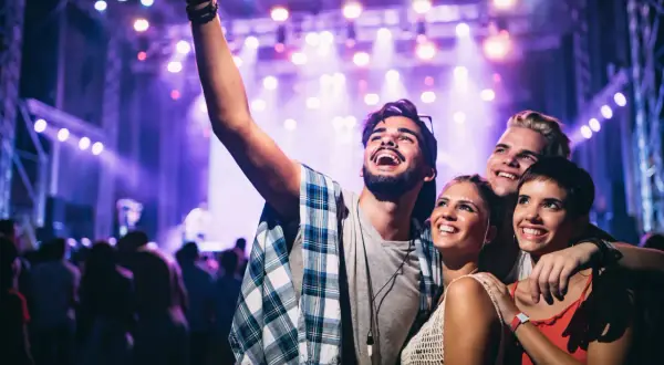 TAURON Nowa Muzyka Katowice 2026 – jak zaplanować festiwalowy weekend i wygodny nocleg w Katowicach
