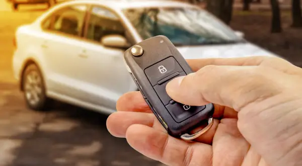 Gdzie jest immobilizer w kluczyku i jak go znaleźć w prosty sposób
