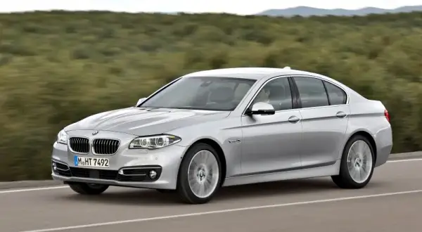 BMW F10 po liftingu: Wszystkie zmiany i ulepszenia modelu