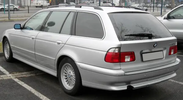 BMW E39 kombi: Główne wady, osiągi i co musisz wiedzieć przed zakupem