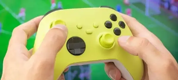 Jak podłączyć pada od Xbox One do komputera w prosty sposób