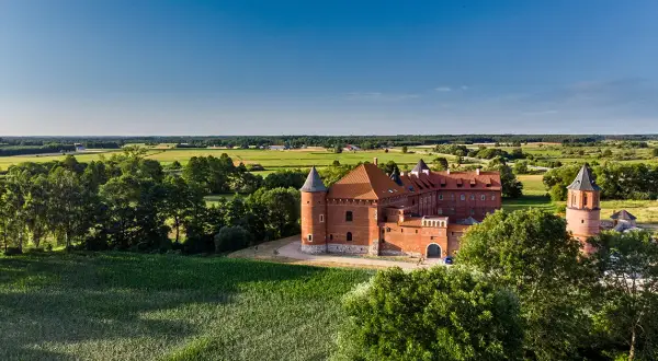Zamek w Tykocinie: Fascynująca historia i tajemnice królewskiej rezydencji