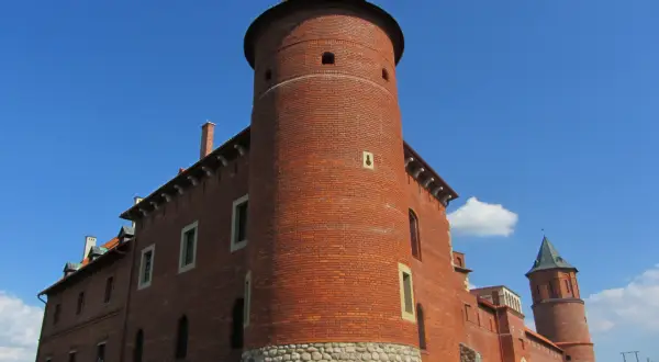 Zamek w Tykocinie: Niezwykła Historia i Tajemnice Renesansowej Budowli