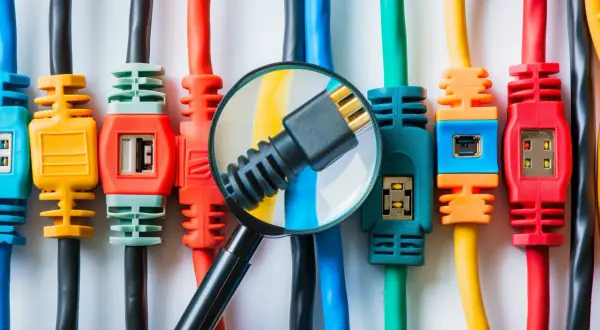 Kabel od zasilacza: jak wybrać bezpieczny i trwały? Porady 2025
