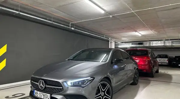 Mercedes-Benz CLA Coupe – wyjątkowe cechy i porównania modeli
