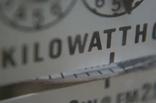 Kwh co to - zrozumienie jednostki energii elektrycznej i jej znaczenia