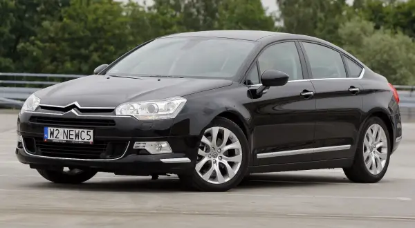 Citroen C5 jaki silnik wybrać, aby uniknąć problemów i kosztów?
