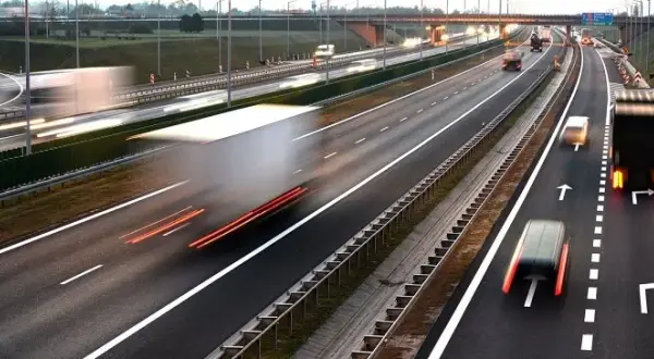 Które autostrady w Polsce są płatne i jak uniknąć niepotrzebnych kosztów