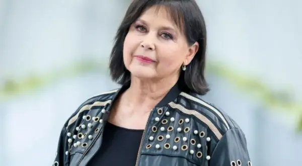 Ile lat ma Elżbieta Jaworowicz? Zaskakująca prawda o jej wieku!