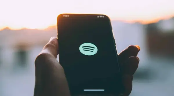 Jak dodać muzykę na Spotify i cieszyć się swoimi utworami