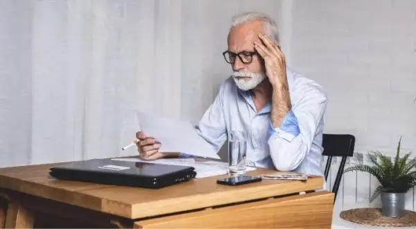Ile lat pracy potrzebujesz do emerytury? Zaskakujące warunki, które musisz znać