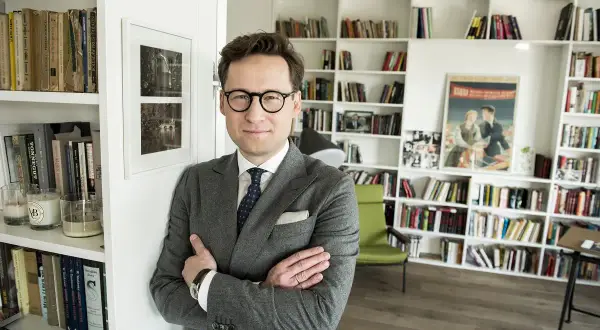 Maciej Taborowski ile ma lat? Zaskakująca biografia prawnika!