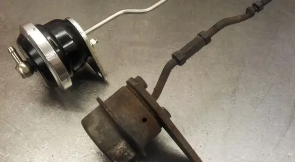 Zawór wastegate objawy uszkodzenia, które mogą zniszczyć Twój silnik