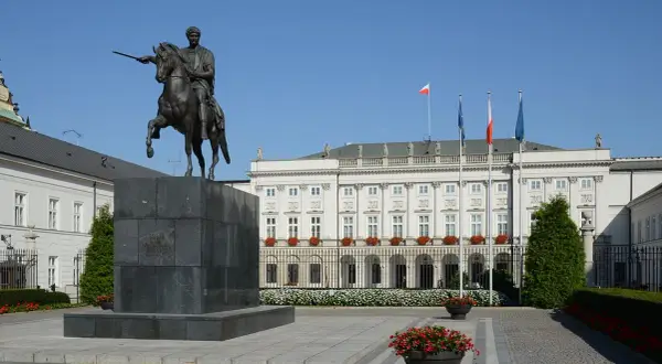 Pałac Namiestnikowski: fascynująca historia warszawskiej siedziby prezydenta