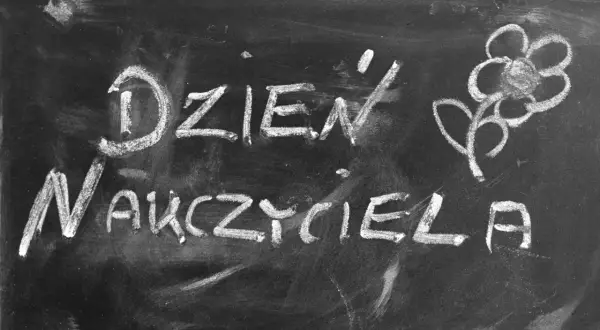 Jak napisać życzenia z okazji Dnia Nauczyciela, które wzruszą