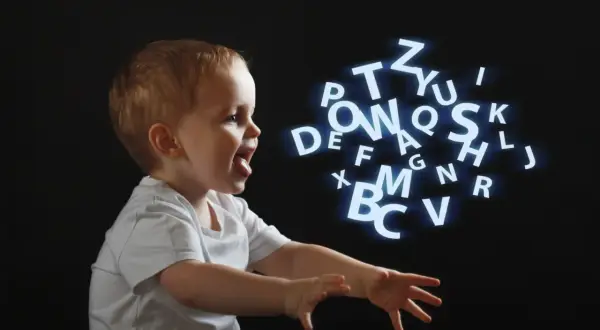 Kiedy dziecko mówi? Etapy rozwoju mowy od 0 do 3 lat