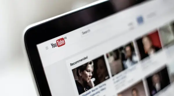 Jak ściągnąć podkład muzyczny z YouTube - proste metody i porady