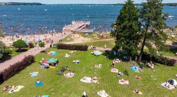 Jezioro Zegrzyńskie – atrakcje, noclegi i najlepsze miejsca na relaks nad wodą