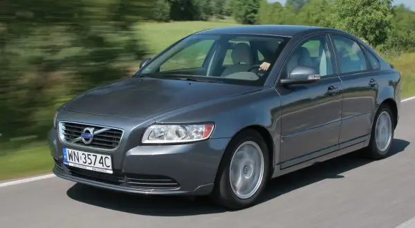 Volvo S40 jaki silnik wybrać, aby uniknąć rozczarowania i kosztów