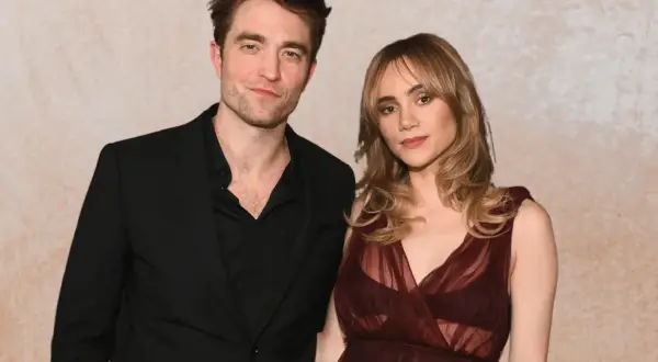 Z kim jest Robert Pattinson? Zaskakujące fakty o jego związku z Suki Waterhouse