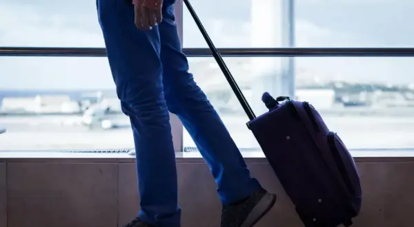 Ile trwa lot na Wyspy Kanaryjskie z Warszawy? Sprawdź czas przelotu