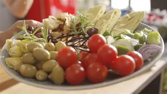 Meze – grecki talerz przystawek