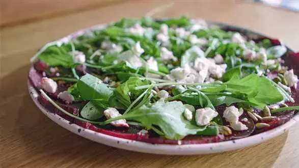 Carpaccio z buraka