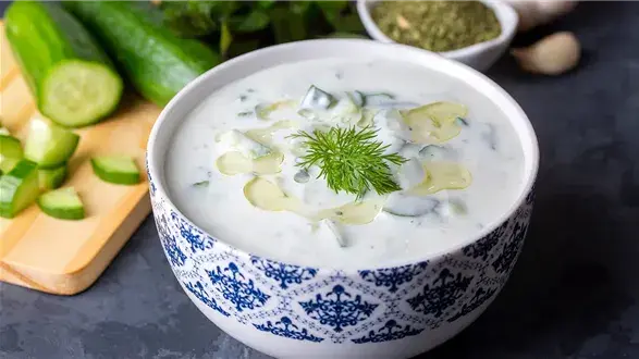 Sos tzatziki