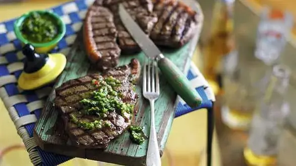 Stek z polędwicy wołowej z chimichurri