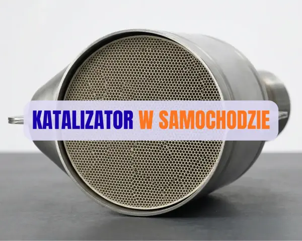 Metalowy element z widocznym plastrem miodu, czyli jak wygląda katalizator w samochodzie.