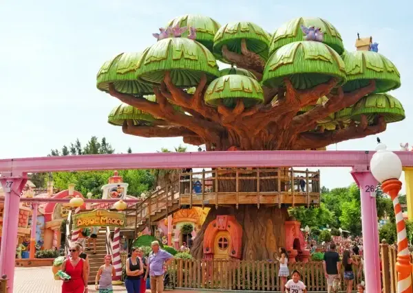 Las atracciones más emocionantes de PortAventura para todas las edades