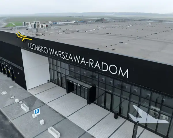 Radom (RDO): Gdzie polecisz? Loty regularne, czartery i nowości
