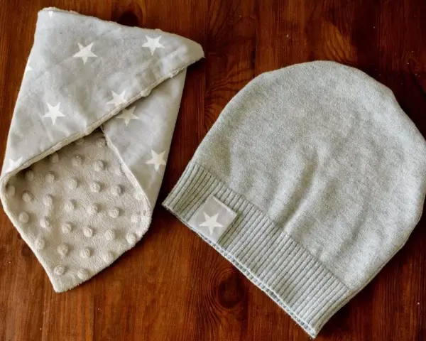 Jak uszyć czapkę ze swetra? Twój poradnik DIY od A do Z
