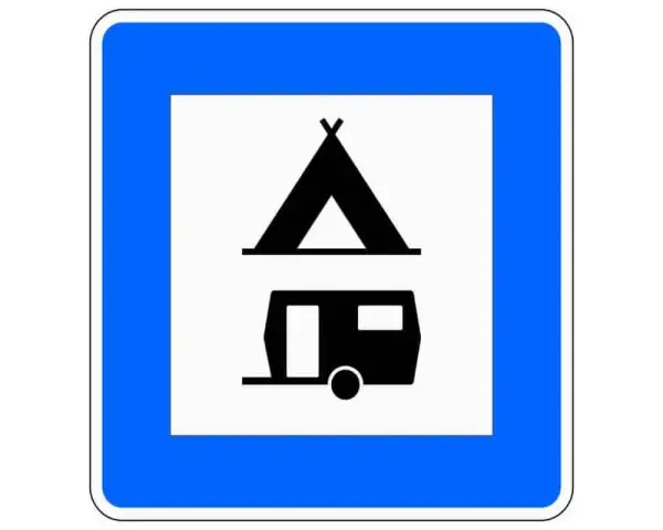 Verkehrszeichen für Campingplatz: Hier können Sie Ihr Wohnmobil parken und zelten.