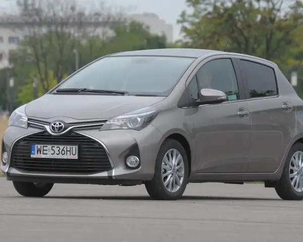 Yaris 1.4 D-4D: Ile paliwa mieści bak? Zasięg i spalanie