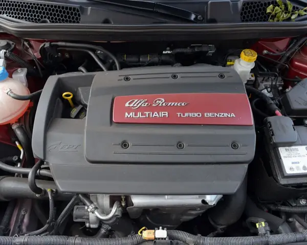 Alfa Romeo Giulietta: Jaki silnik wybrać? Poradnik eksperta!