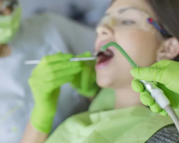 Boli ząb w sobotę? Znajdź dentystę i ulżyj w bólu!