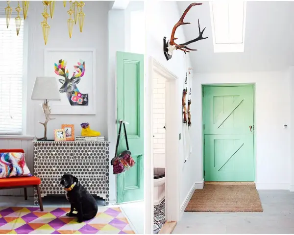 Puertas pintadas con chalk paint, un estilo que da vida a los espacios. Un perro negro y un ciervo colorido completan la escena.