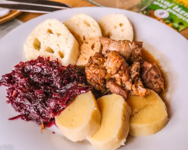 Gdzie zjeść w Harrachovie? Odkryj najlepsze smaki Karkonoszy