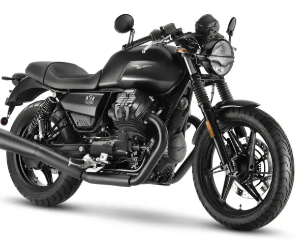 Czarny motocykl Moto Guzzi V7 Stone. Klasyczny design, mocny silnik V-twin. Poznaj moto guzzi v7 dane techniczne.
