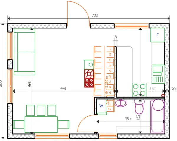 Projekt funkcjonalnego domu 35m2: salon z kanapą, kuchnia, łazienka z wanną i WC, szafy.