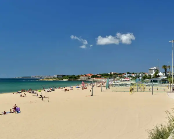 Spiagge vicino Lisbona: Guida completa per la tua vacanza perfetta