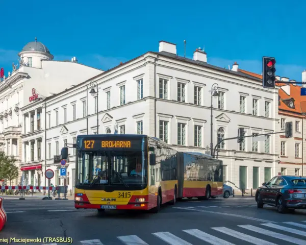 Autobus 127 Warszawa: Rozkład, Trasa i Aktualne Informacje