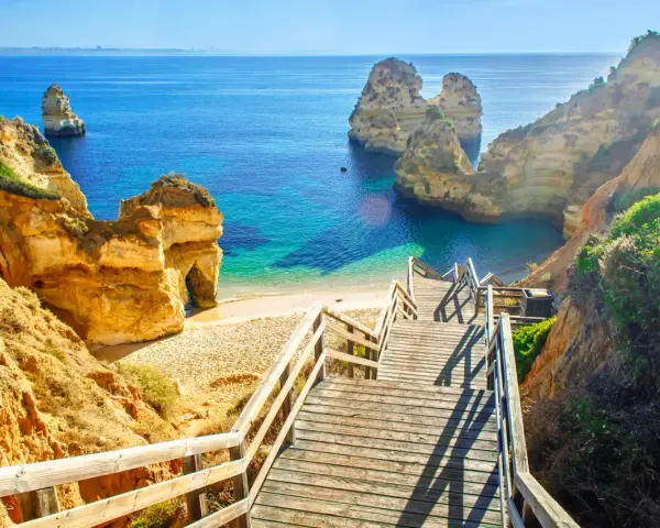 Vacanze al Mare Economiche in Europa: Le Migliori Mete Low Cost