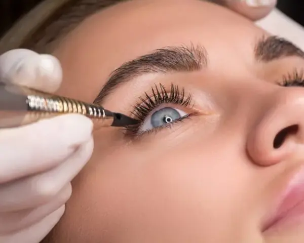 Die besten Varianten des Permanent Make-up Lidstrich für jeden Typ