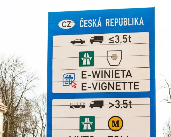 Czechy 2025: E-winieta - ceny, gdzie kupić i kary. Wszystko musisz wiedzieć.