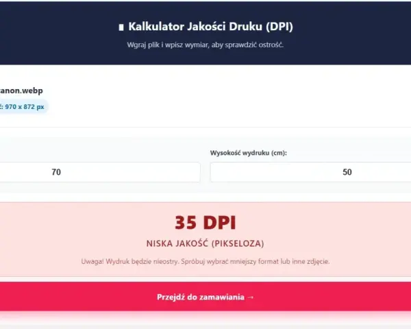 Kalkulator DPI pokazuje, że przy rozmiarach 70x50 cm wydruk będzie miał niską jakość 35 DPI.