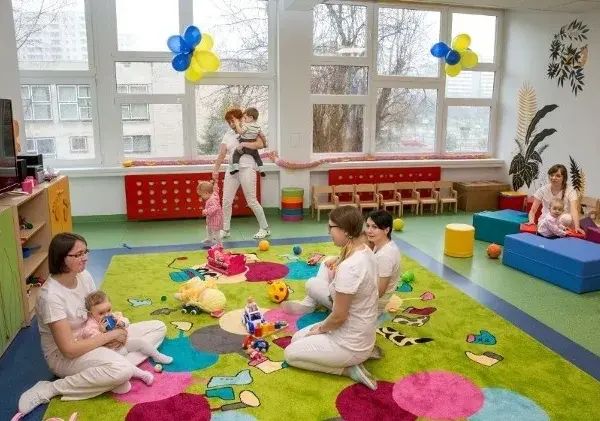 Ile kosztuje żłobek? Sprawdź ceny i oszczędności w Polsce